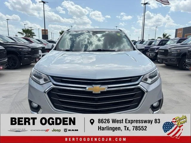 Used 2018 Silver Chevrolet Premier image 1