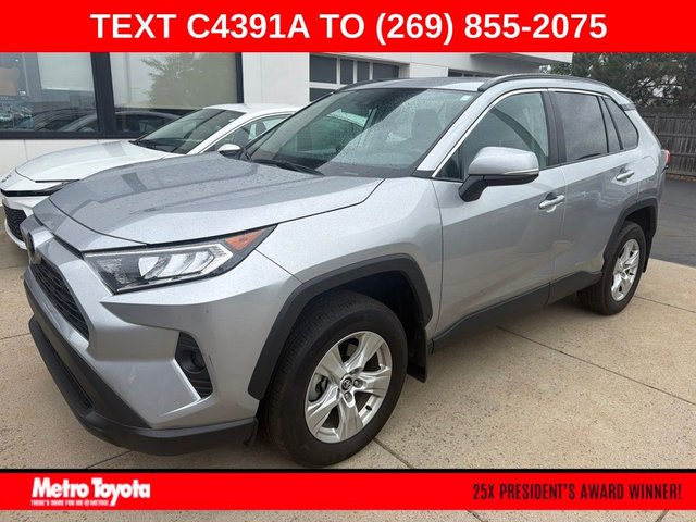 2020 Toyota RAV4 XLE