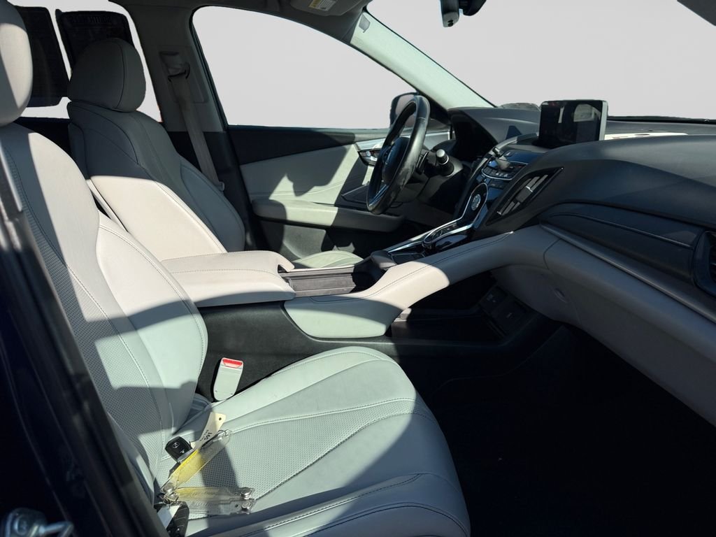 Used 2021  Acura Technology Package image 17