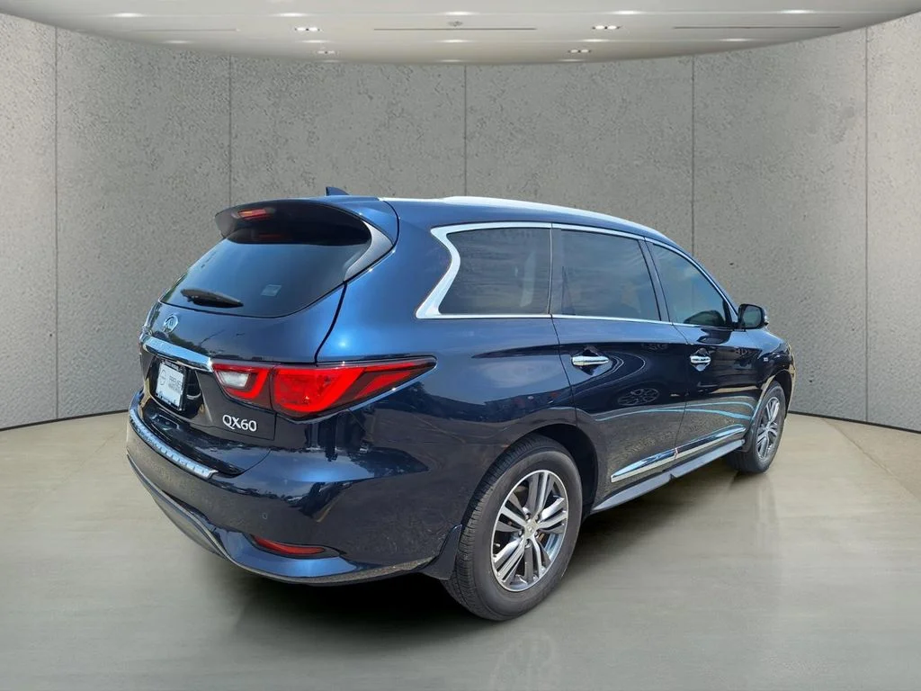 Used 2020 Blue INFINITI LUXE image 5