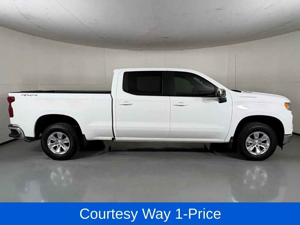 Used 2026 White Chevrolet LT image 12