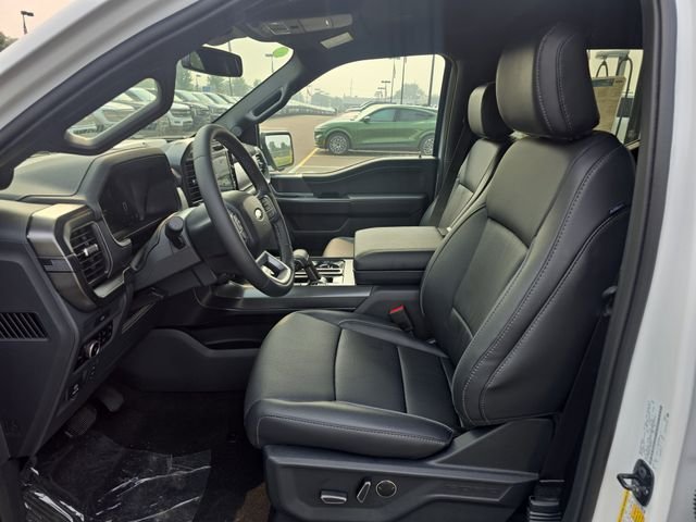 New 2026 Oxford White Ford Lariat® image 45