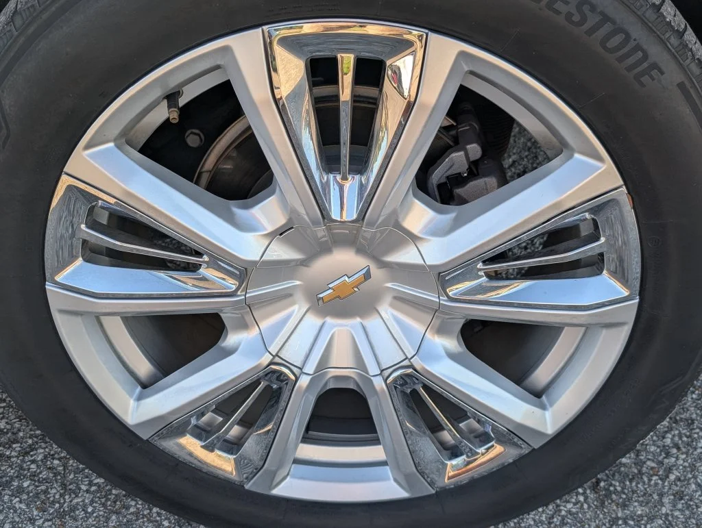 Used 2021 Beige Chevrolet High Country image 10
