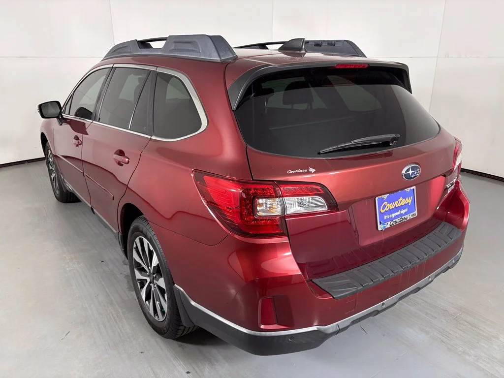 Used 2017 Red Subaru 2.5i image 6