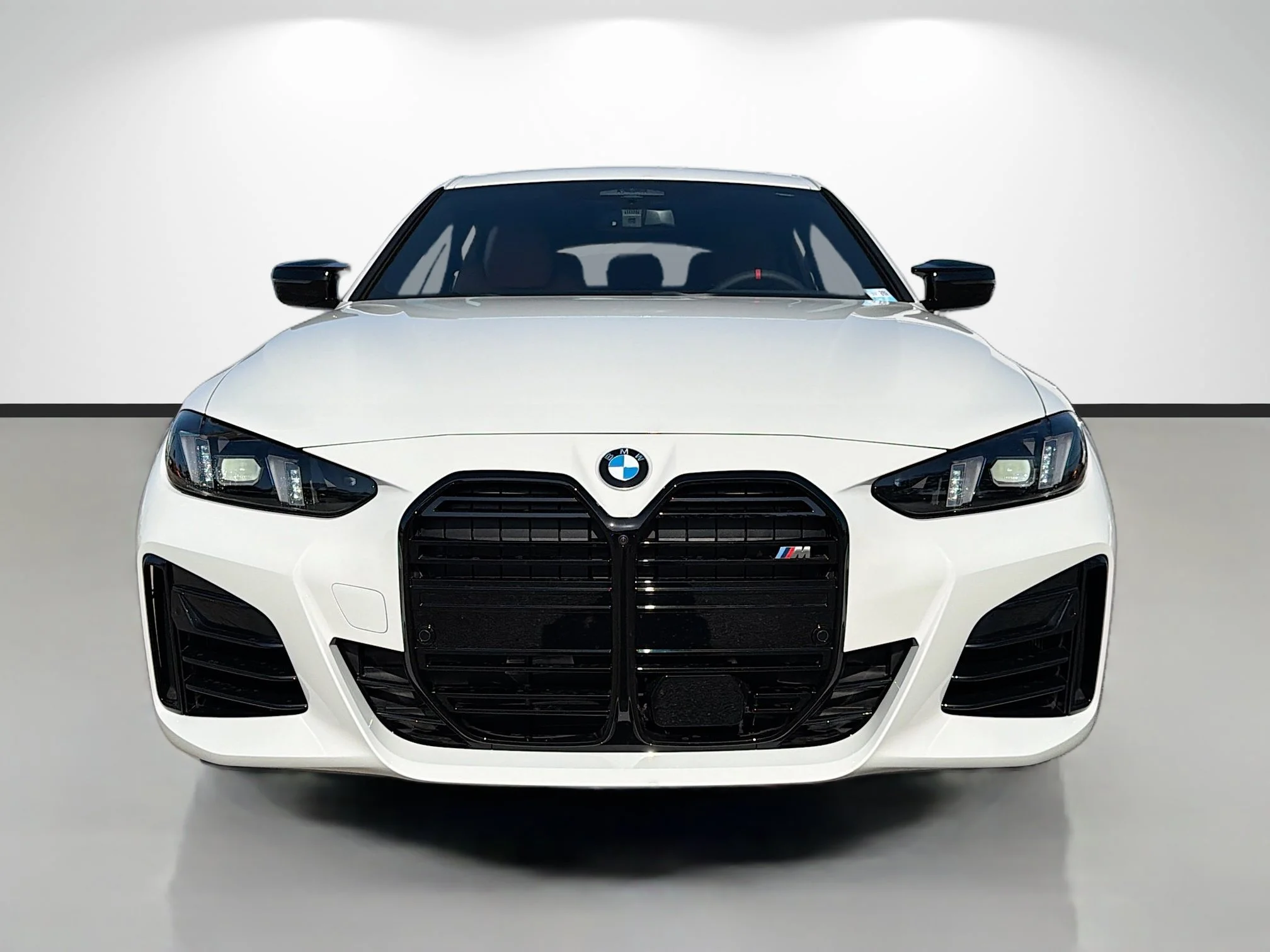 New 2026 Alpine White BMW M440i image 8