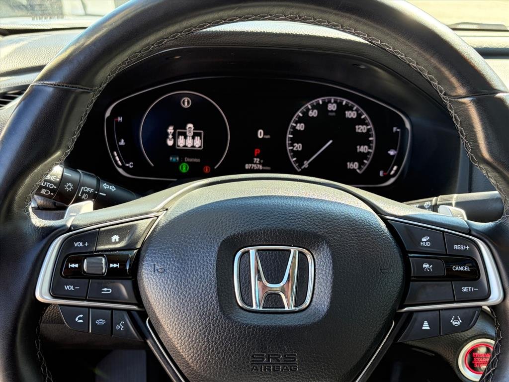 Used 2021 Lunar Silver Metallic Honda Touring image 16