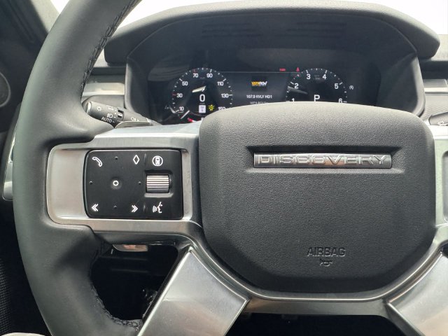 Used 2024 Fuji White Land Rover Dynamic SE image 23