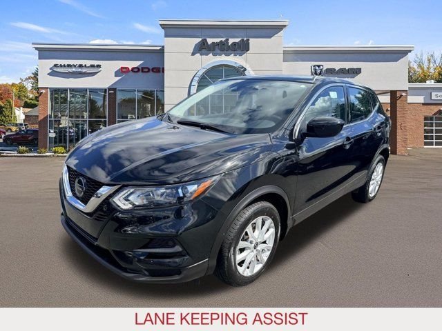 Certified Used 2022 Black Nissan S image 4