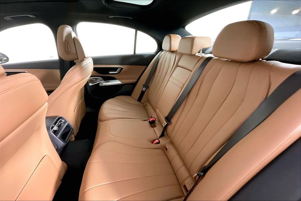 New 2026 White Mercedes-Benz E 350 image 10