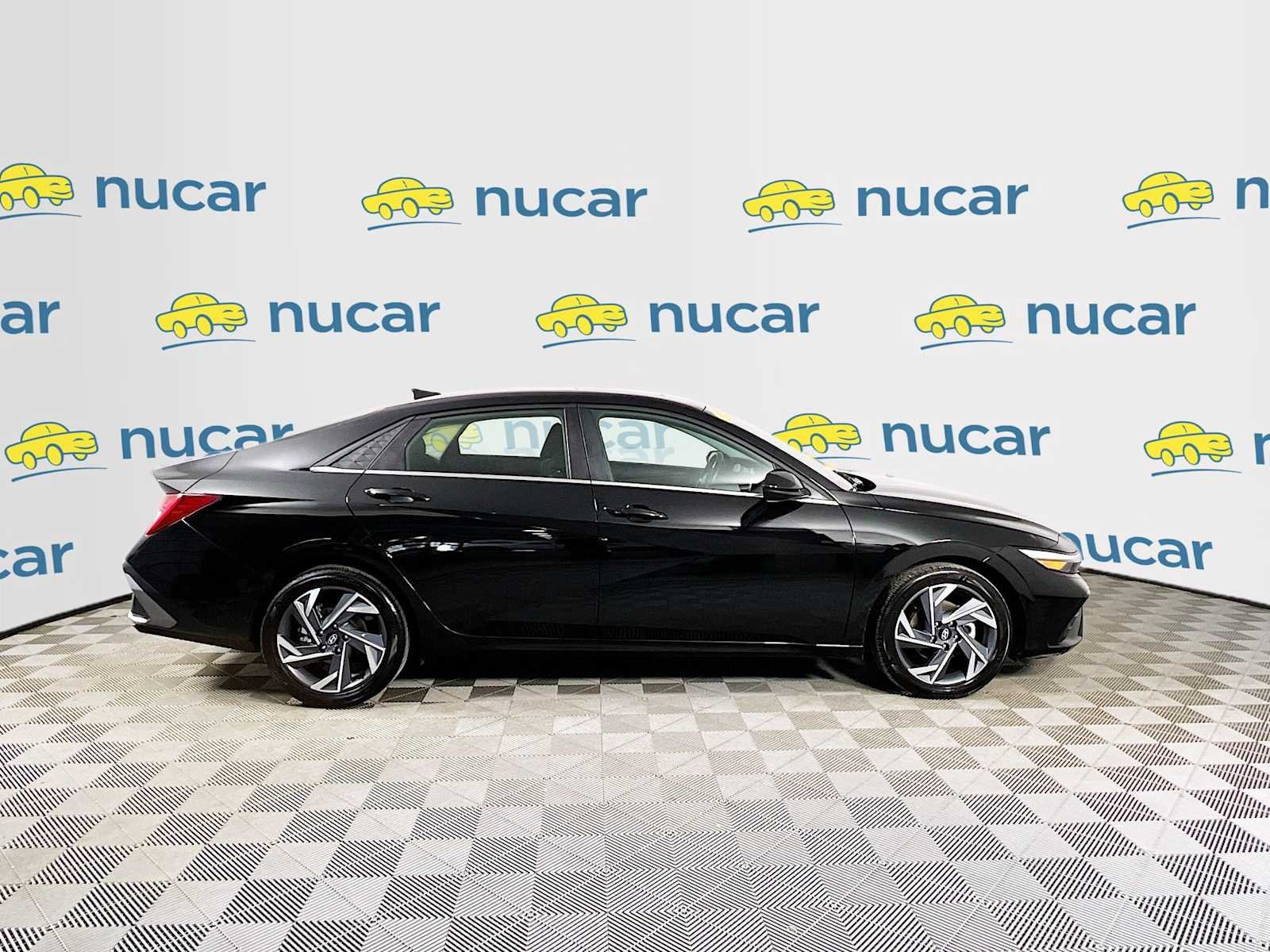 Used 2025 Abyss Black Hyundai SEL Convenience image 8