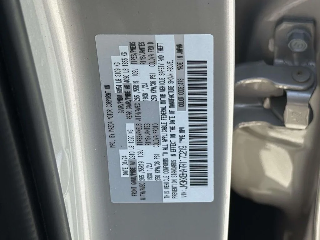 Used 2024 Silver Mazda Preferred image 31