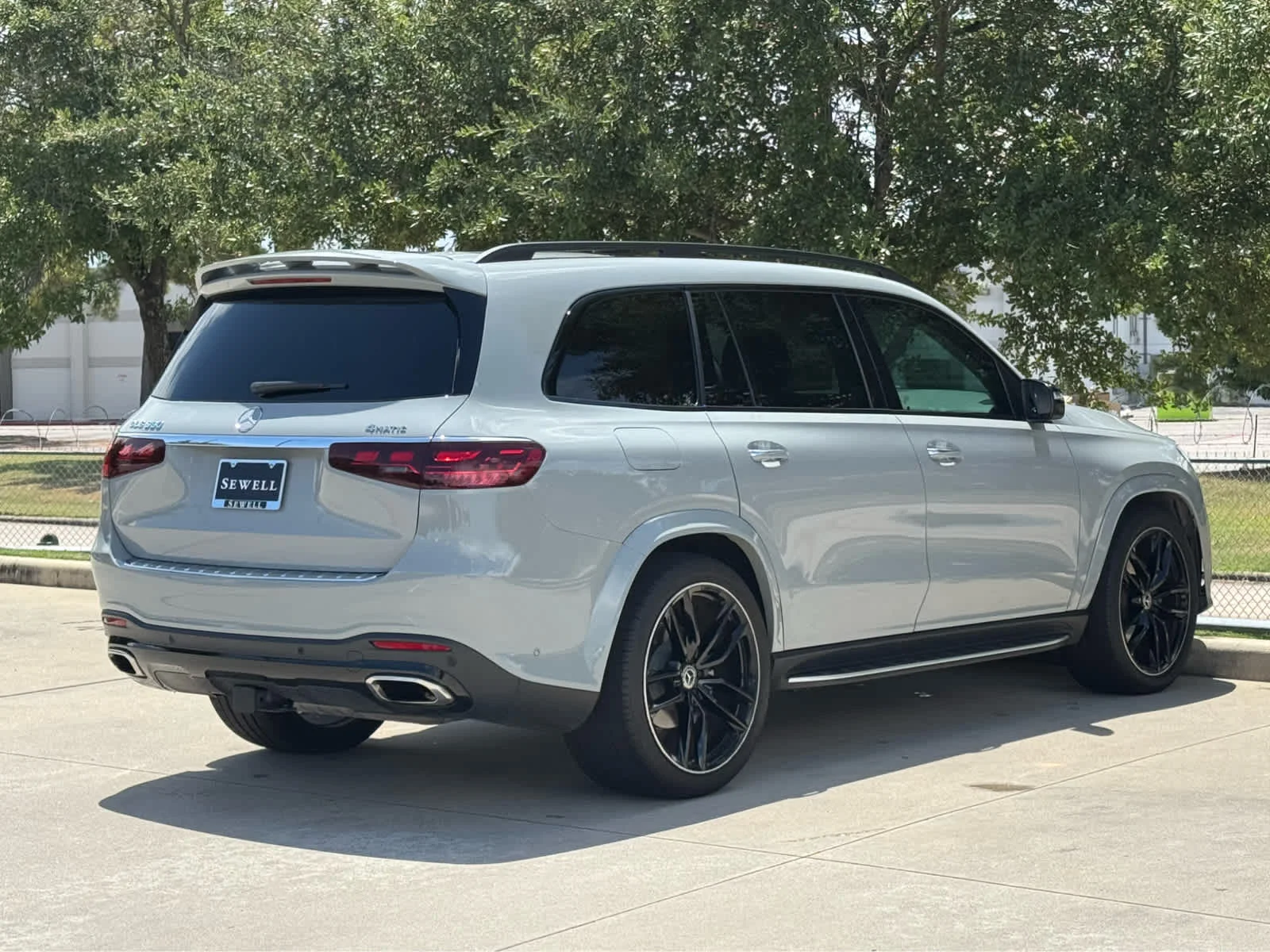 Used 2024 MANUFAKTUR Alpine Grey Mercedes-Benz GLS 580 image 5