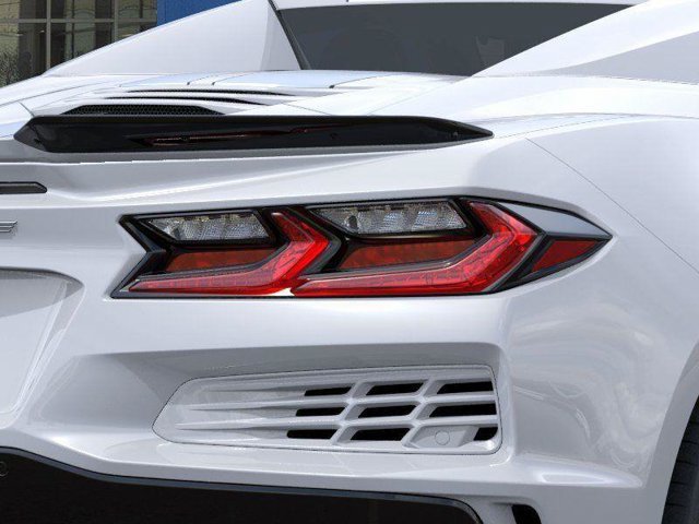 2026 Chevrolet Corvette E-Ray photo 11 of 37