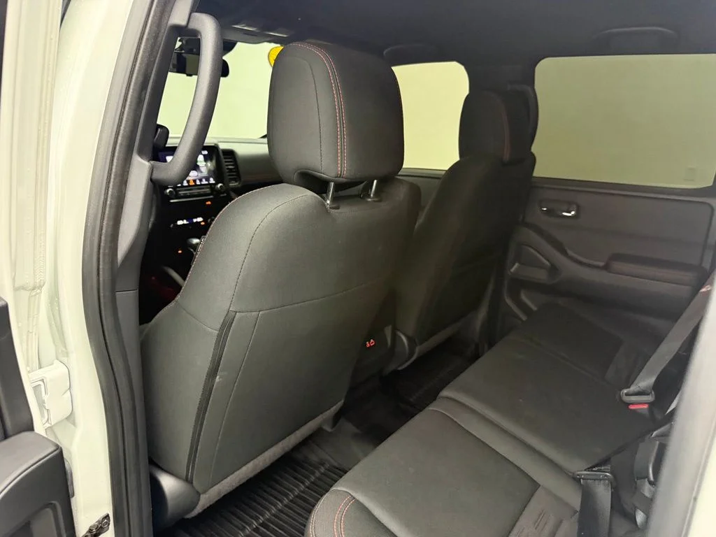 Used 2024 White Nissan PRO-4X image 35