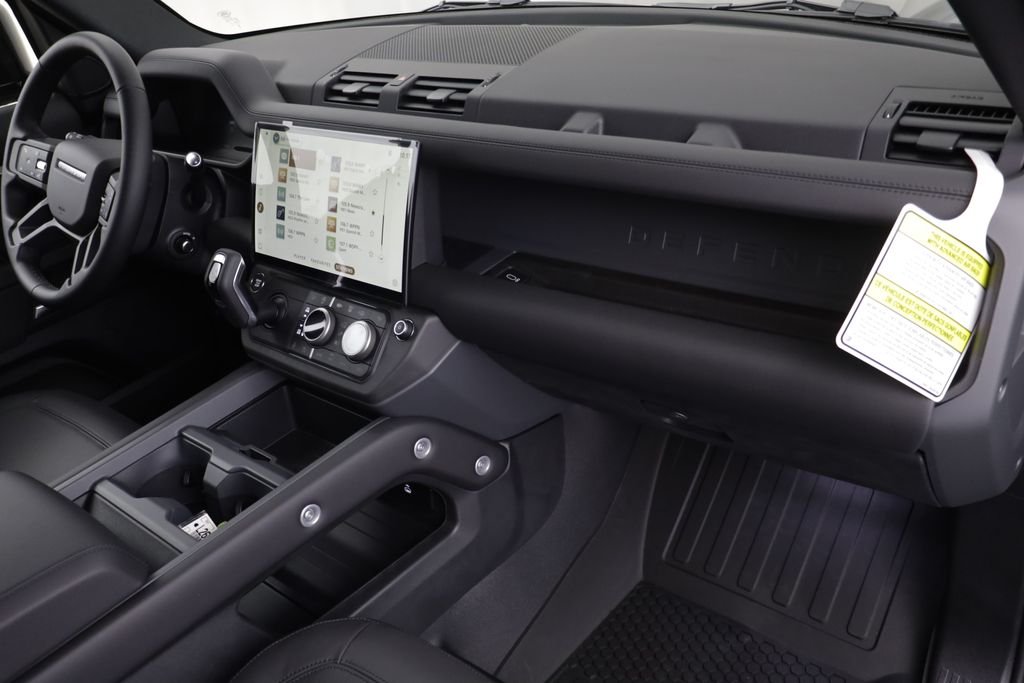 New 2026 Santorini Black LAND ROVER X-Dynamic SE image 20