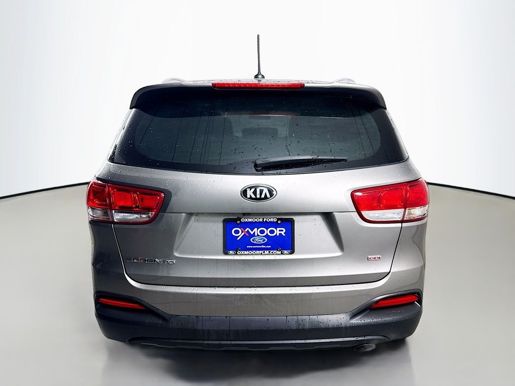Used 2017 Titanium Silver Kia LX image 10