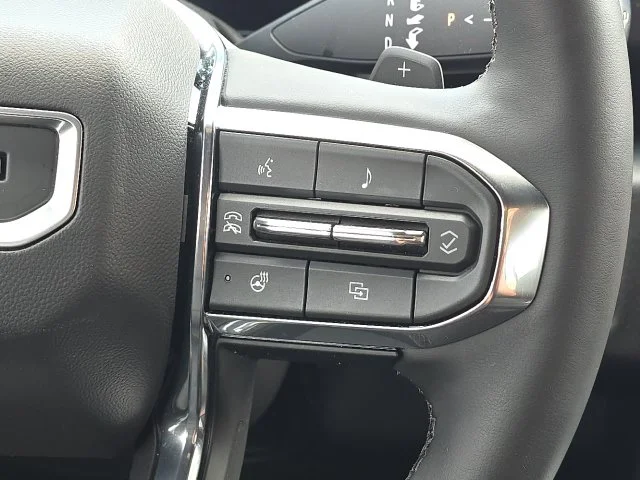 Used 2026 White GMC Denali image 36