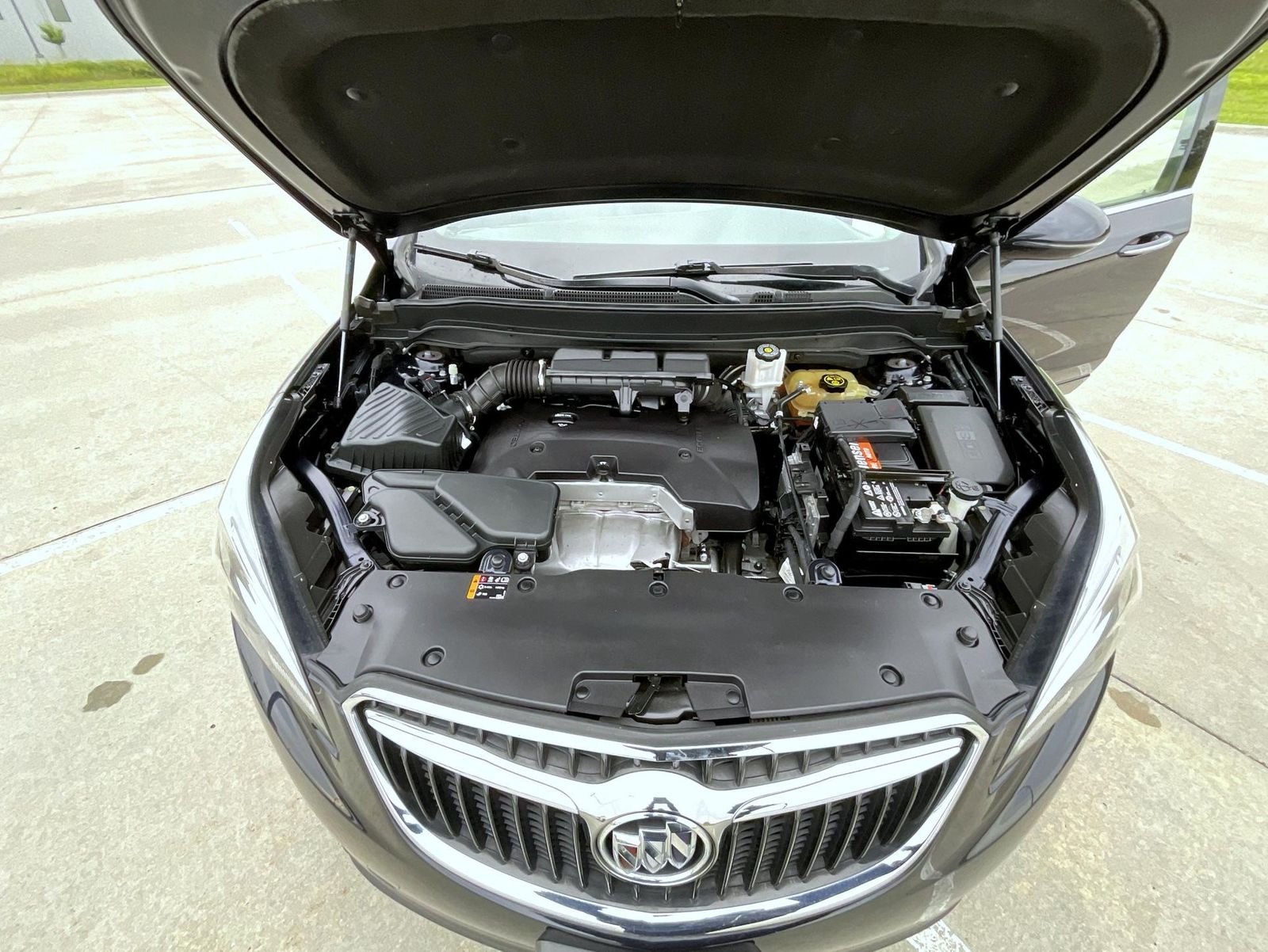 Used 2020 Blue Buick Essence image 24