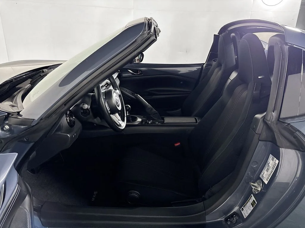 Used 2021 Gray Mazda Club image 11