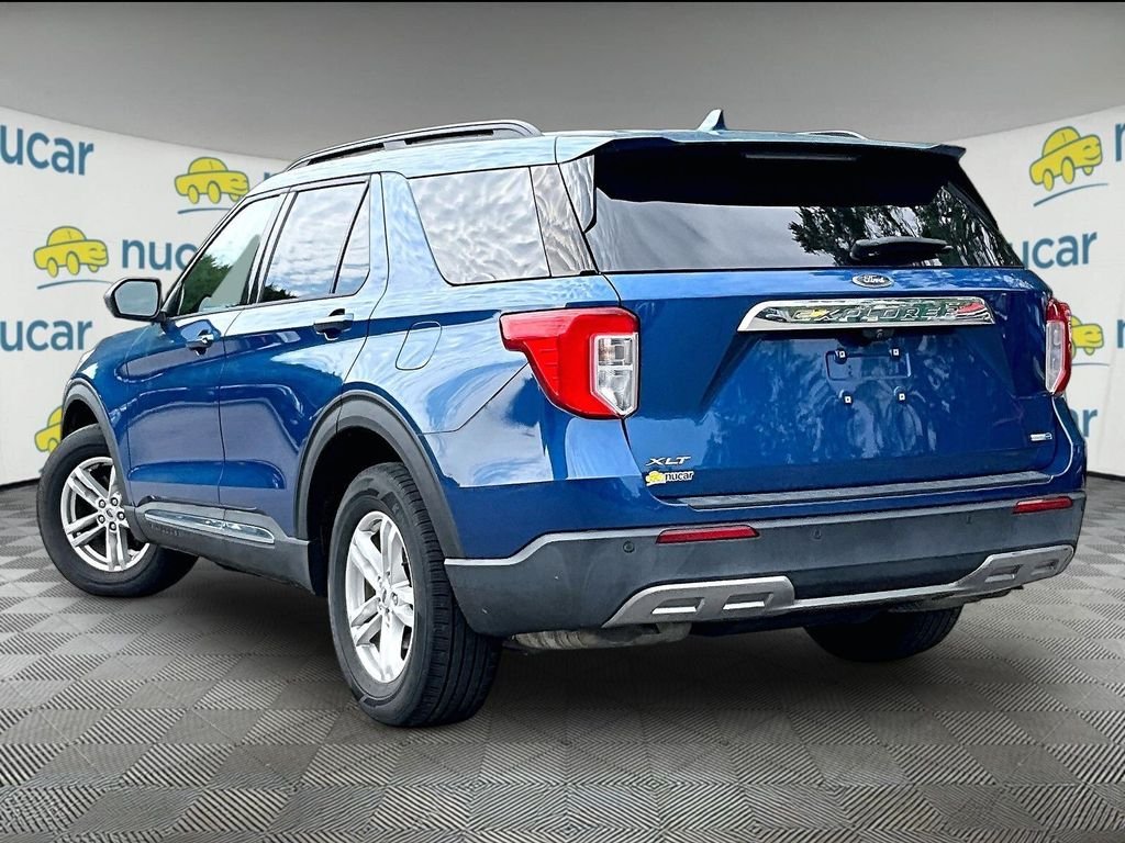 Used 2020 Blue Ford XLT image 4