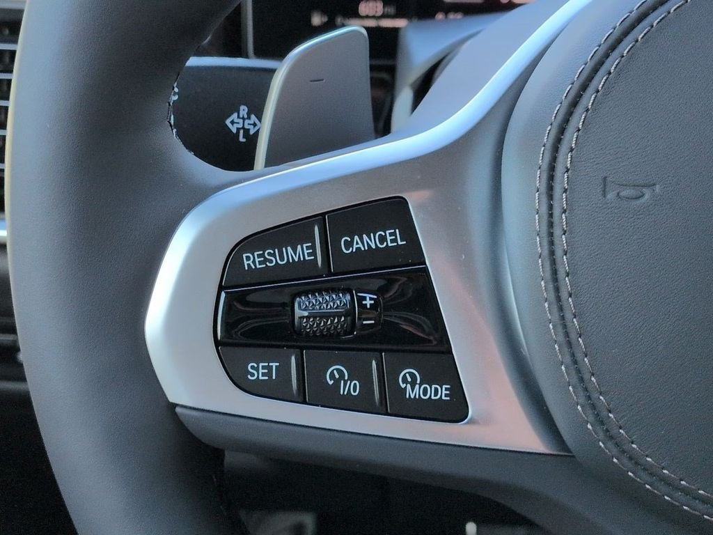 New 2026 White Metallic BMW xDrive40i image 26
