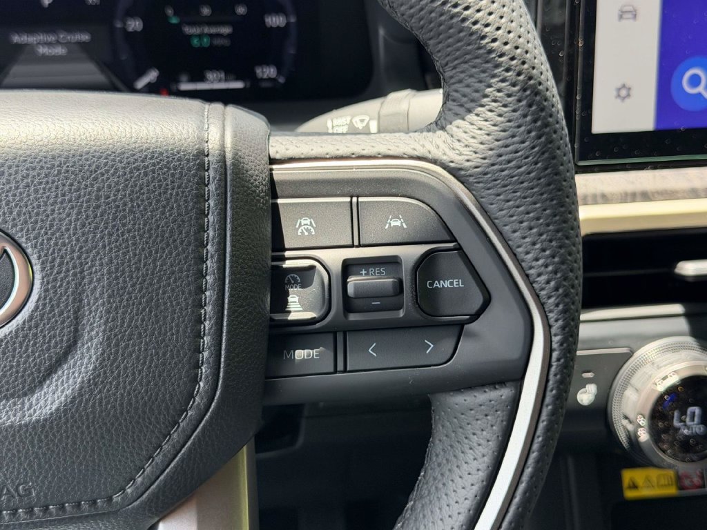 2026 Toyota Tacoma Limited - Photo 9
