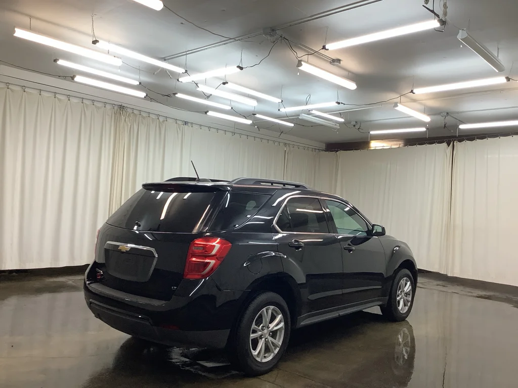 Used 2017 Mosaic Black Metallic Chevrolet LT image 6