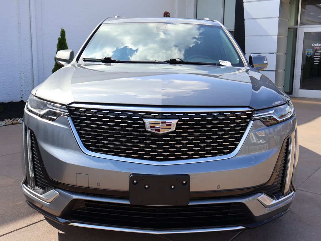 Used 2021 Cadillac XT6 Luxury with VIN 1GYKPAR48MZ122570 for sale in Kansas City