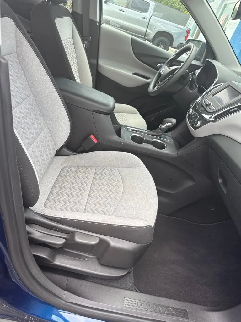 Used 2022 Blue Glow Metallic Chevrolet LT image 7