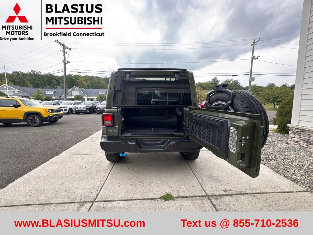 Used 2024 Green Jeep Sport S 4xe image 54