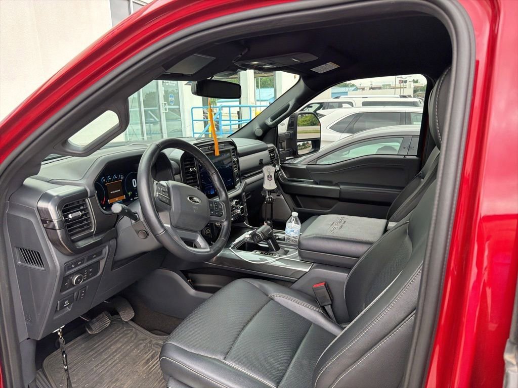 Used 2022 Red Metallic Ford LARIAT image 11
