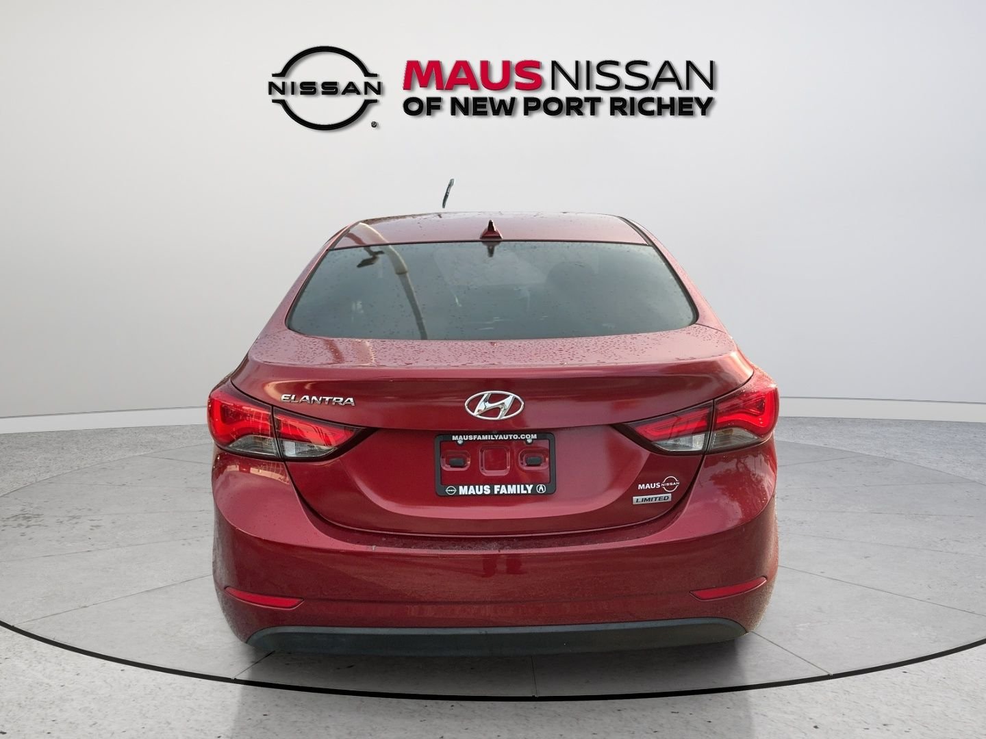 Used 2016 Red Hyundai Limited image 9