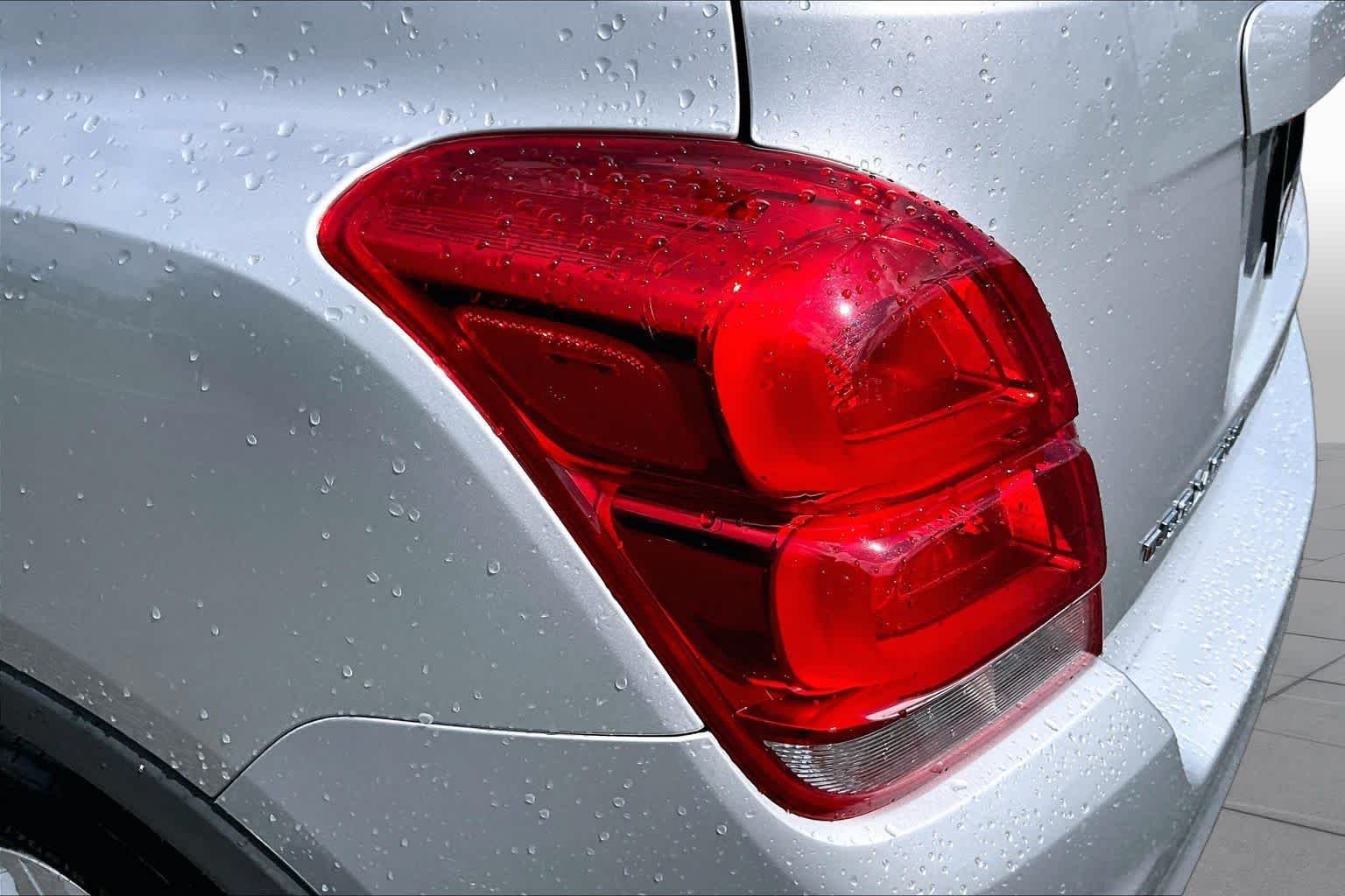 Used 2020 Silver Ice Metallic Chevrolet LT image 28