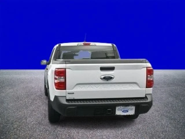 Used 2024 Oxford White Ford XLT image 6