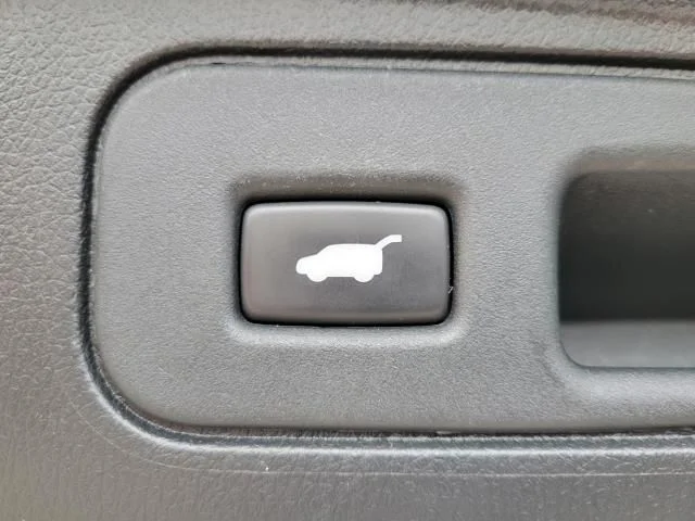 Used 2023  Honda EX-L image 10