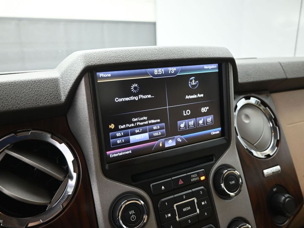 Used 2013 White Ford Lariat image 13