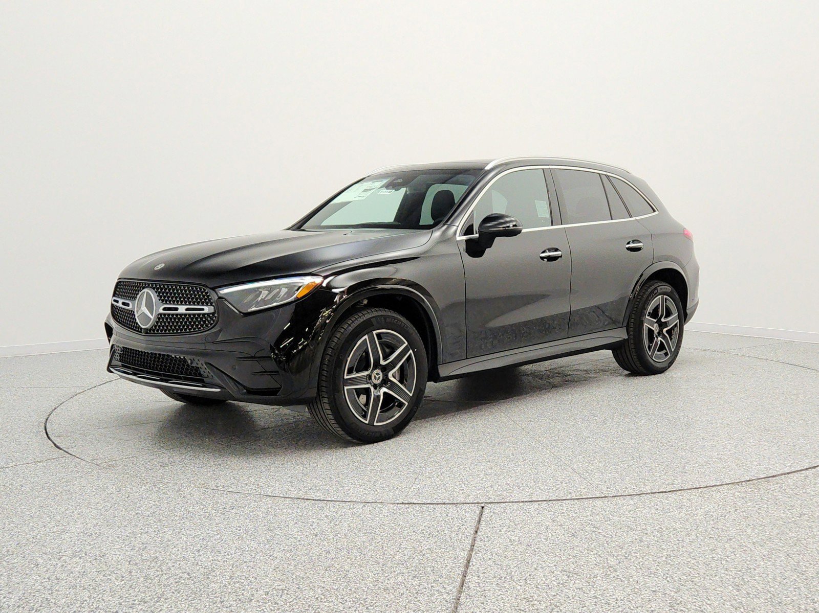 New 2026 Black Mercedes-Benz GLC 300 SUV image 30