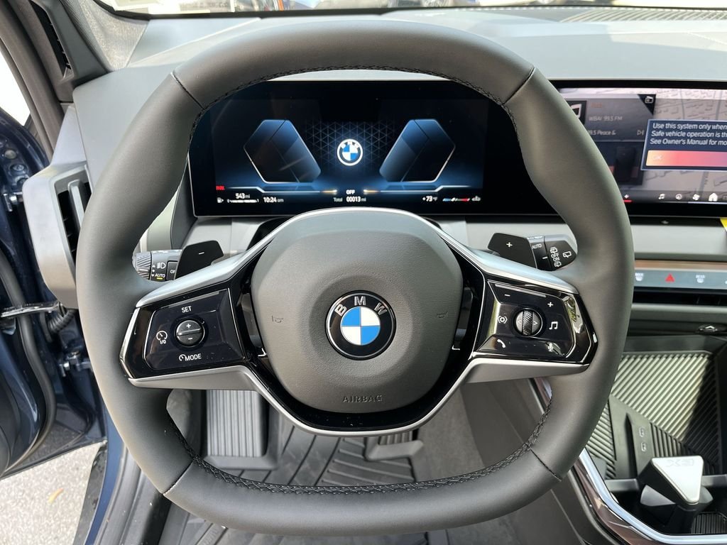 2026 BMW X3 30 - Photo 14