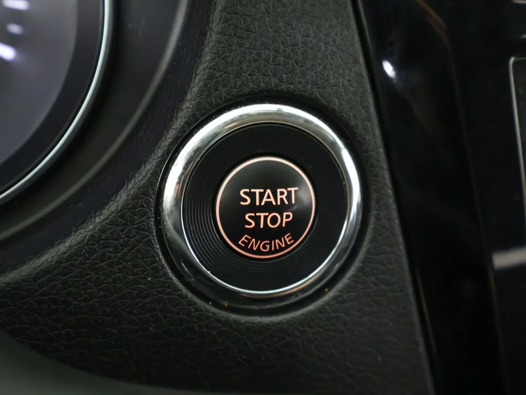 Used 2017 White Nissan SV image 35
