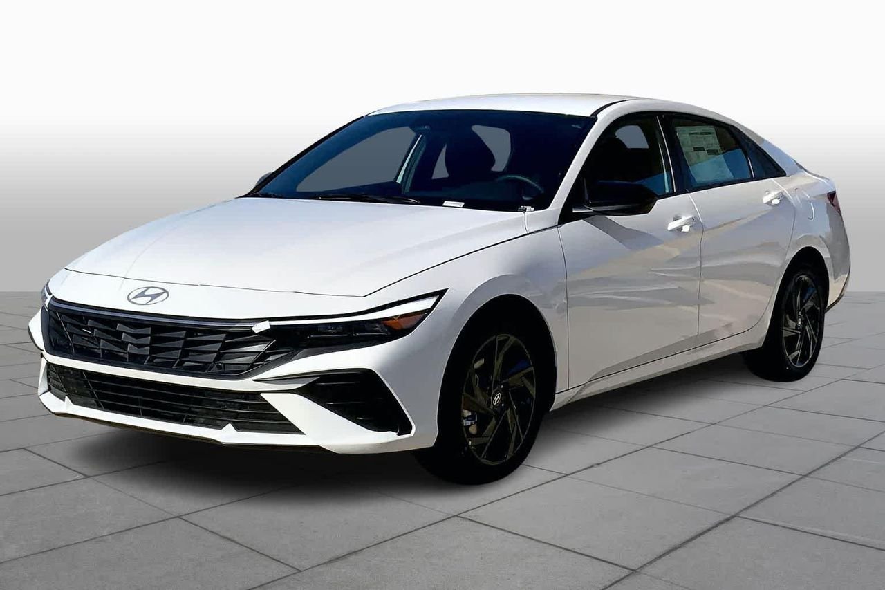 2026 Hyundai Elantra 2.0 SEL Sport IVT's photo