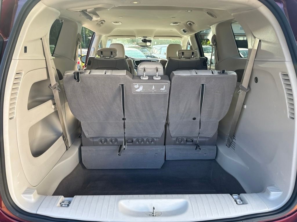 Used 2017 Red Chrysler Touring L Plus image 14