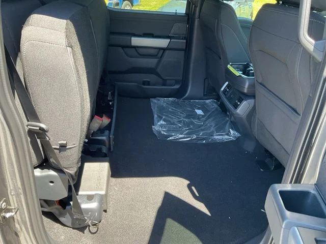 New 2026 Carbonized Gray Metallic Ford XLT image 51