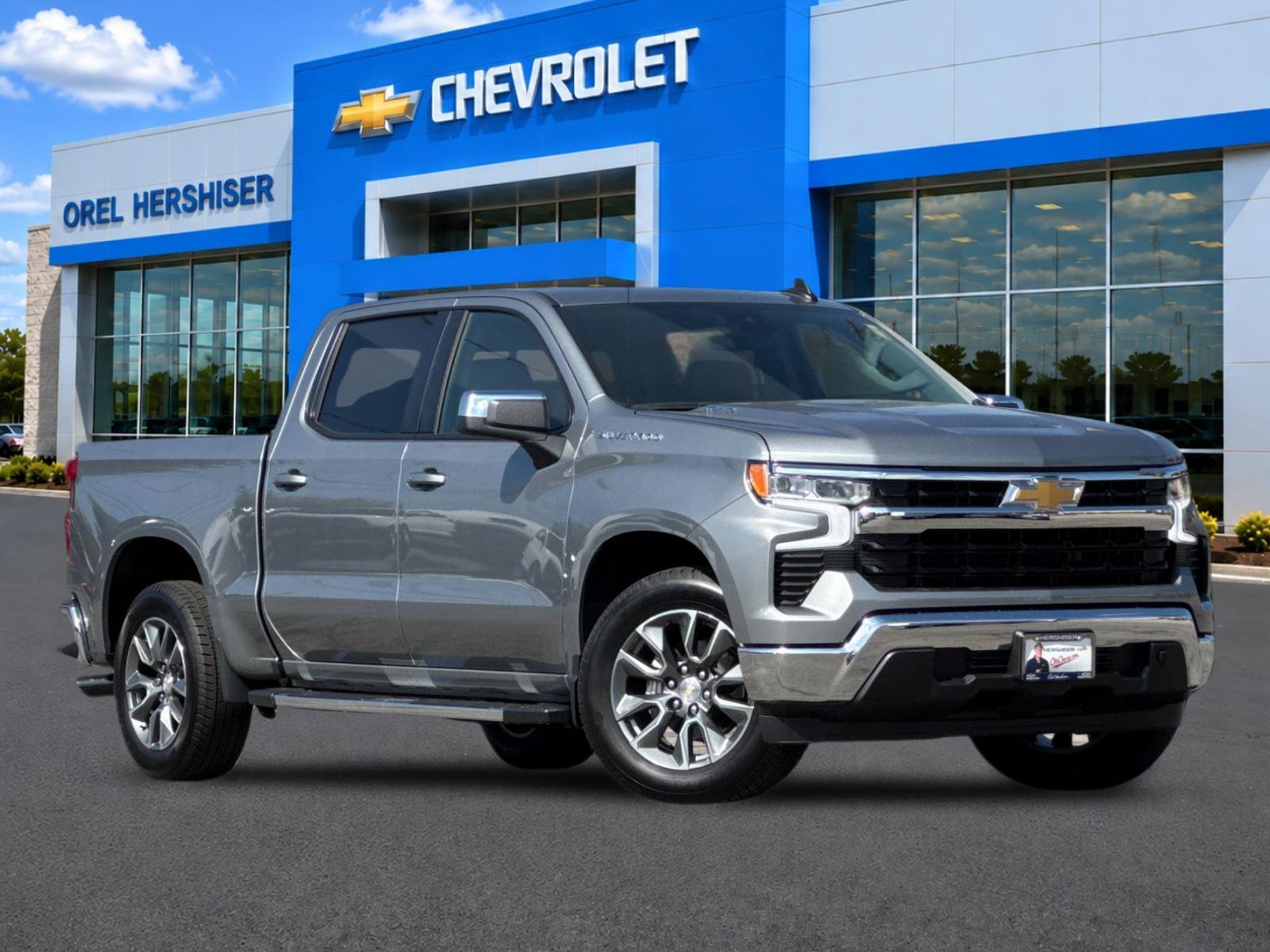 2026 Chevrolet Silverado 1500 LT - Photo 2