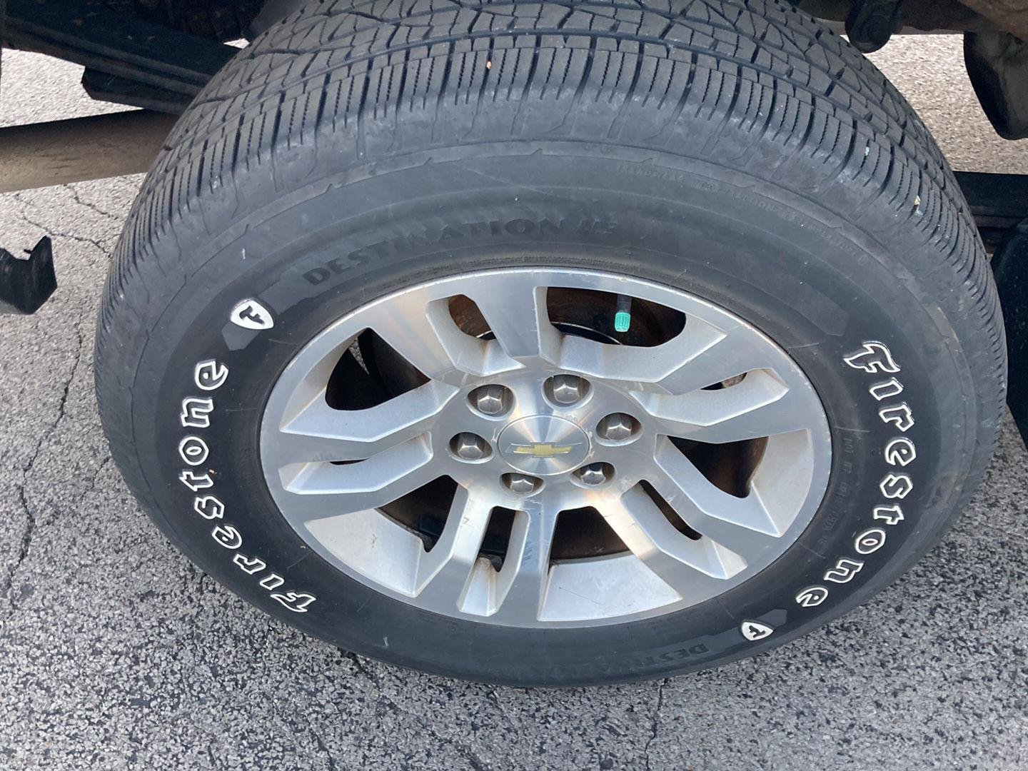 Used 2017 Black Chevrolet LT image 9