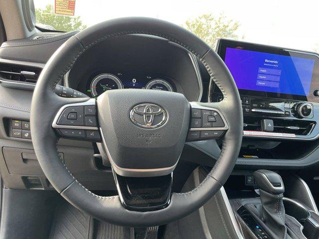 2025 Toyota Highlander Platinum - Photo 6