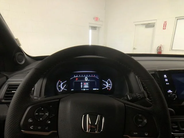 Certified Used 2023 Crystal Black Pearl Honda TrailSport image 33