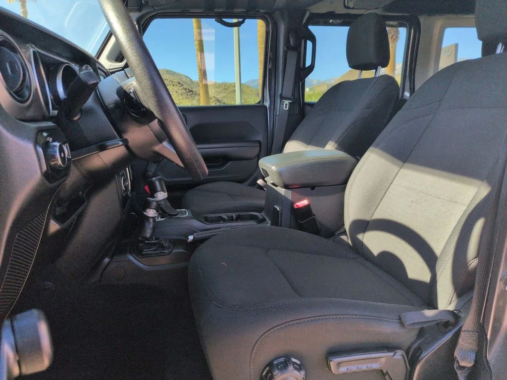Used 2021 Gray Jeep Unlimited Sport image 12