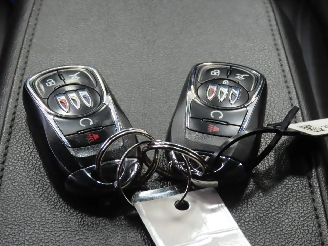 Used 2025 Summit White Buick Sport Touring image 18