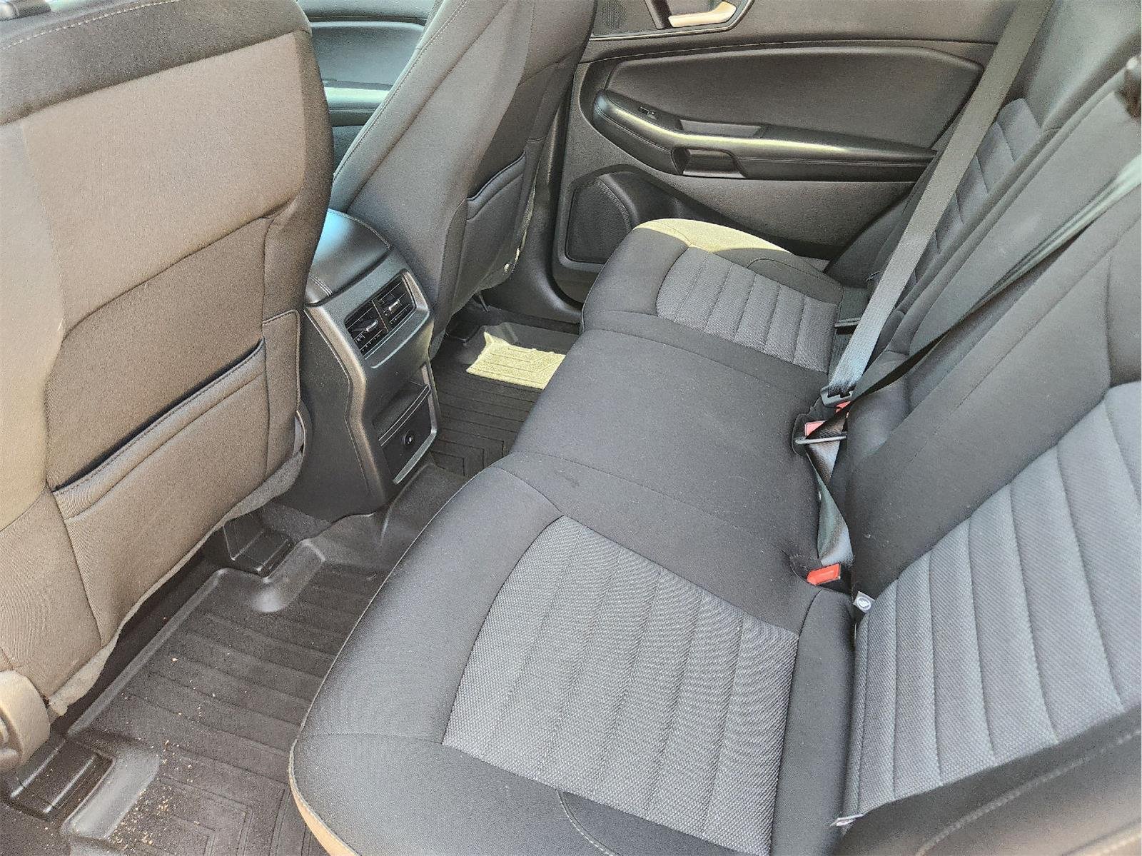 Used 2024 Stone Blue Ford SE image 29