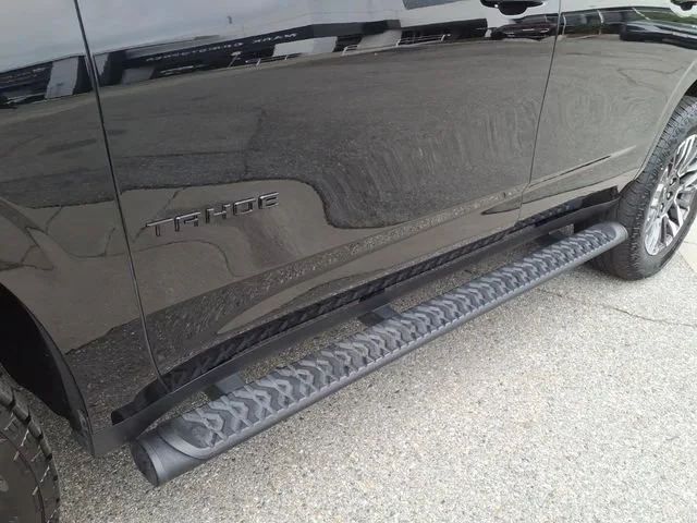Used 2025 Black Chevrolet Z71 image 13